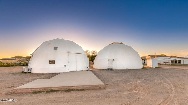 3115 W CAVEDALE Drive, Phoenix, AZ 85083