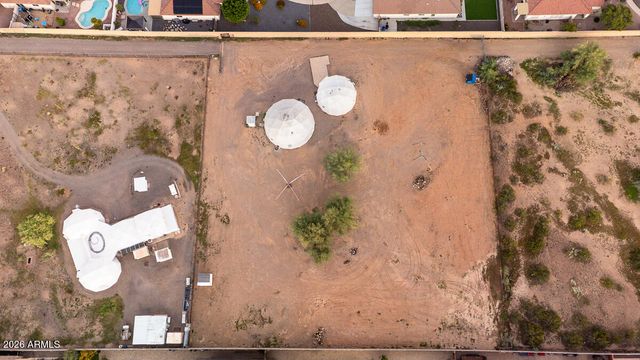 3115 W CAVEDALE Drive, Phoenix, AZ 85083