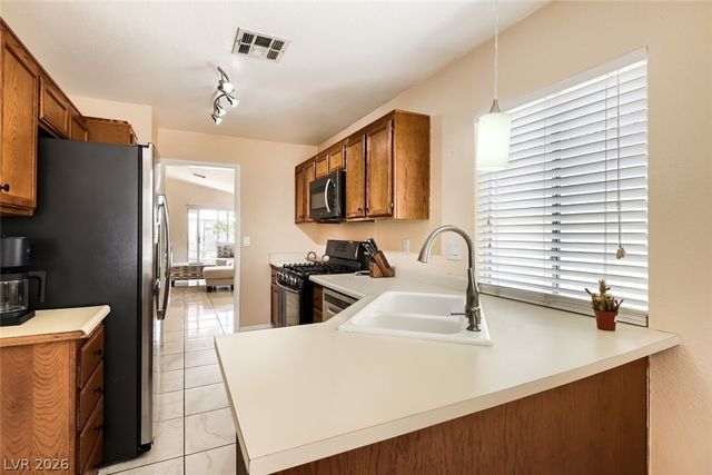 7099 Shadow Crest Drive, Las Vegas, NV 89119