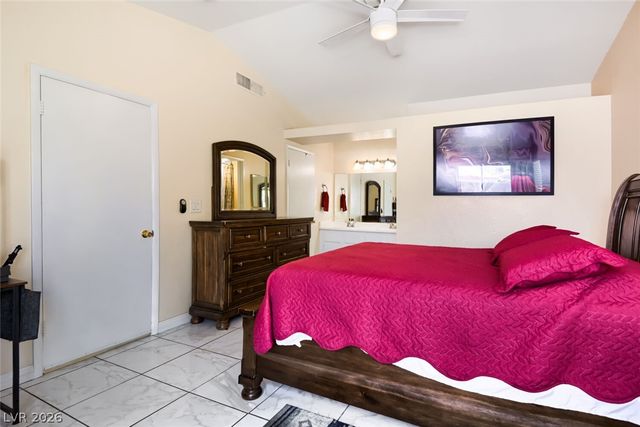 7099 Shadow Crest Drive, Las Vegas, NV 89119