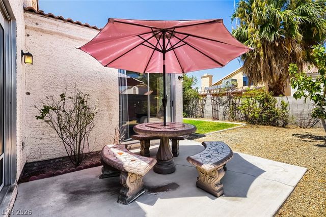 7099 Shadow Crest Drive, Las Vegas, NV 89119