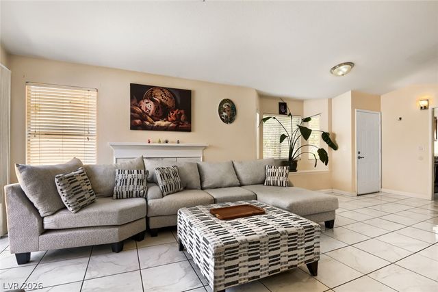 7099 Shadow Crest Drive, Las Vegas, NV 89119