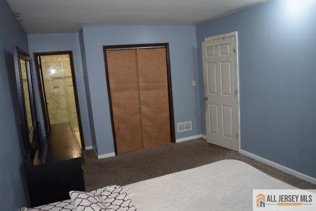 48 Baier Avenue, Somerset, NJ 08873