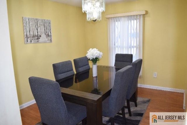 48 Baier Avenue, Somerset, NJ 08873