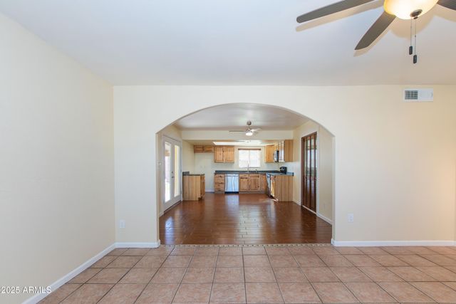 1813 E ELLIS Drive, Tempe, AZ 85282