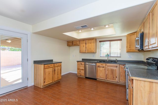 1813 E ELLIS Drive, Tempe, AZ 85282