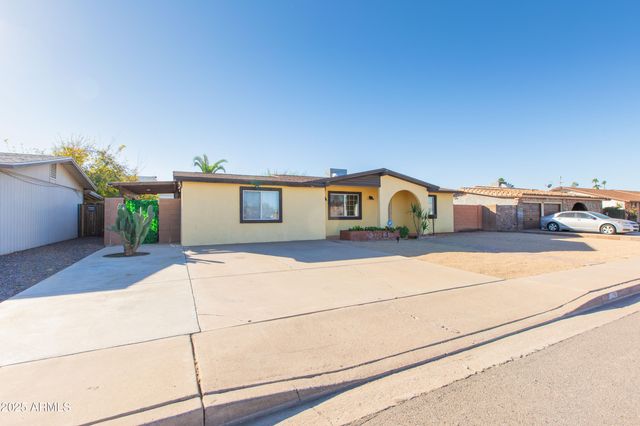 1813 E ELLIS Drive, Tempe, AZ 85282