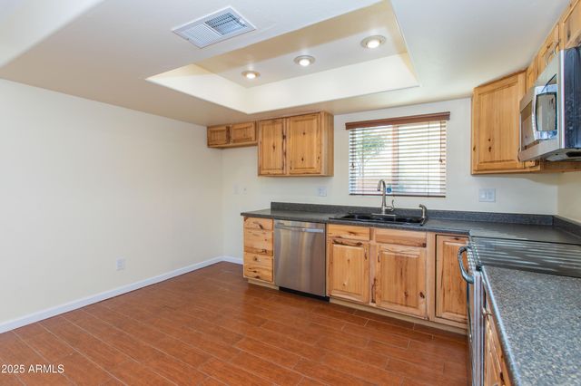 1813 E ELLIS Drive, Tempe, AZ 85282