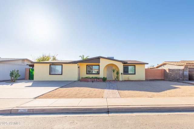 1813 E ELLIS Drive, Tempe, AZ 85282