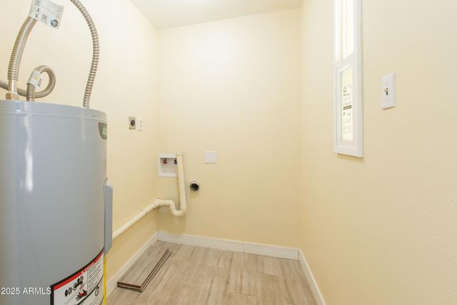 1813 E ELLIS Drive, Tempe, AZ 85282