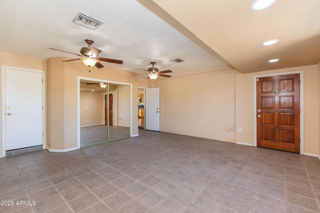 1813 E ELLIS Drive, Tempe, AZ 85282