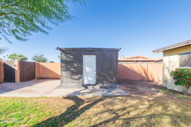 1813 E ELLIS Drive, Tempe, AZ 85282