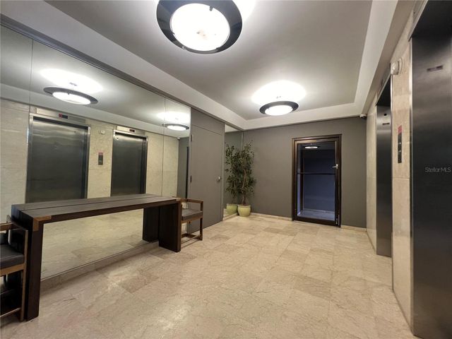 81 KINGS COURT 15A, San Juan, PR 00911