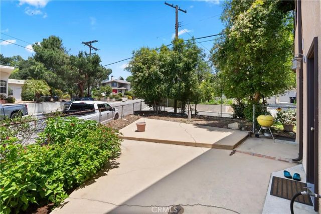 3654 4th Avenue, La Crescenta, CA 91214