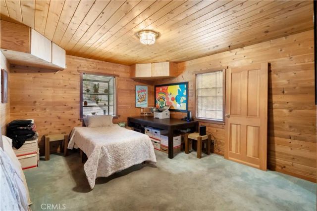 3654 4th Avenue, La Crescenta, CA 91214