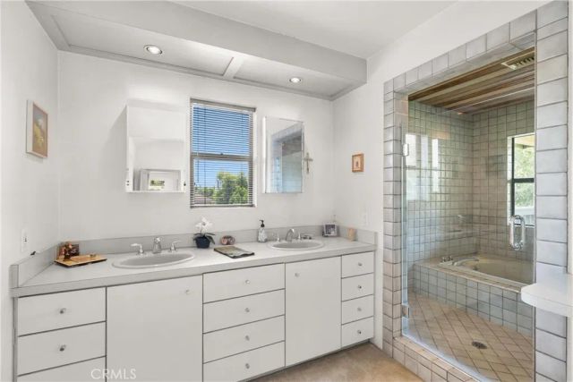 3654 4th Avenue, La Crescenta, CA 91214