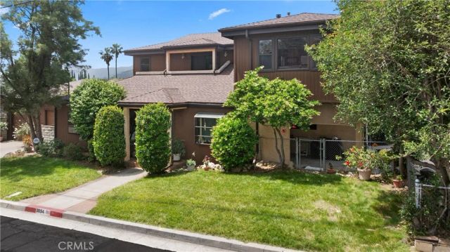3654 4th Avenue, La Crescenta, CA 91214