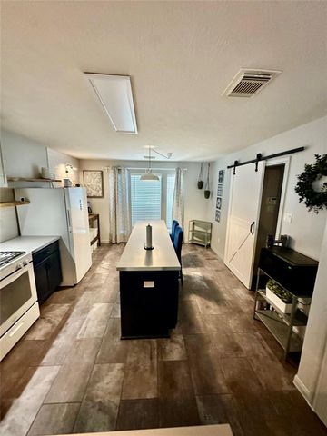 2211 Beacon Light Lane, Fresno, TX 77545