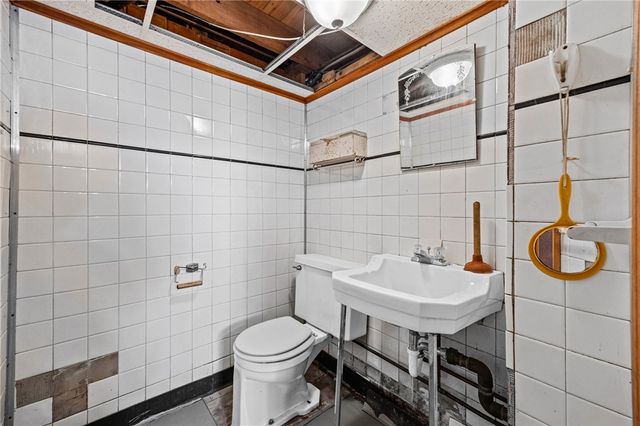 2820 Culver Road, Irondequoit, NY 14622