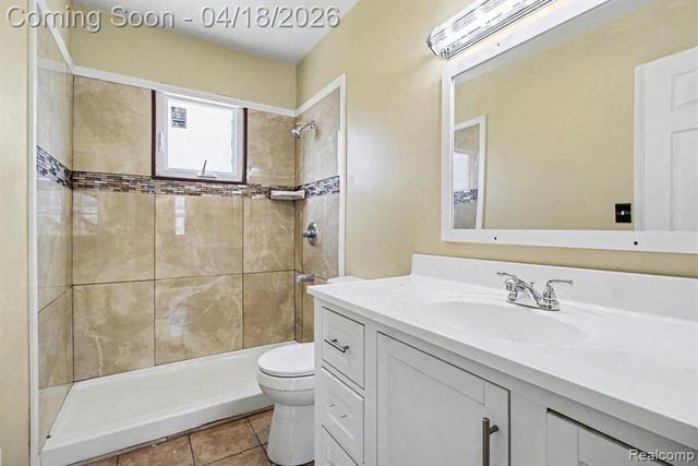 27025 Notre Dame Street, Inkster, MI 48141