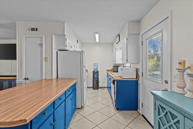 216 Petunia Drive, Taylor, AL 36301