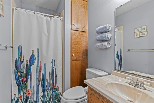 216 Petunia Drive, Taylor, AL 36301