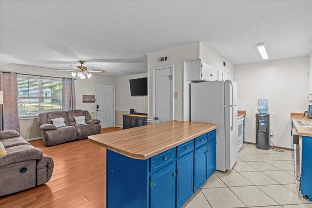 216 Petunia Drive, Taylor, AL 36301