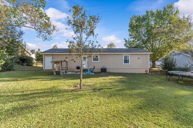 216 Petunia Drive, Taylor, AL 36301