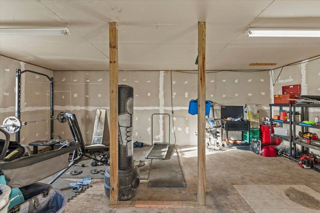 216 Petunia Drive, Taylor, AL 36301