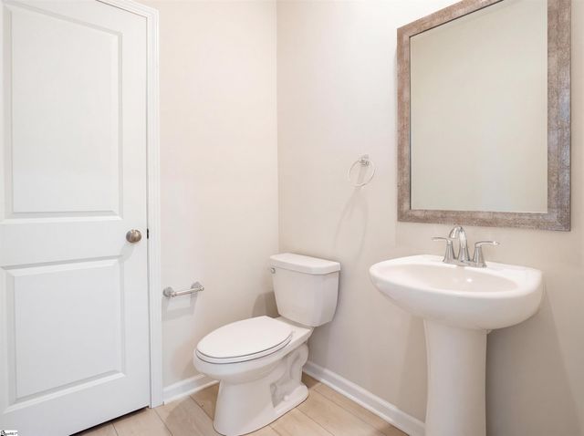 142 Magnolia Street, Woodruff, SC 29388