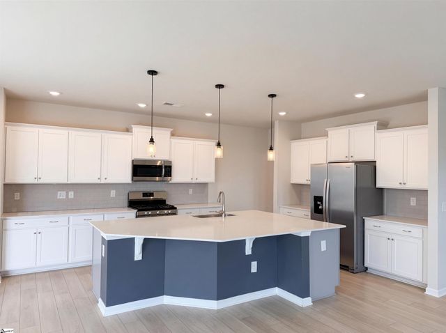 142 Magnolia Street, Woodruff, SC 29388