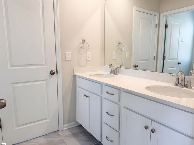 142 Magnolia Street, Woodruff, SC 29388