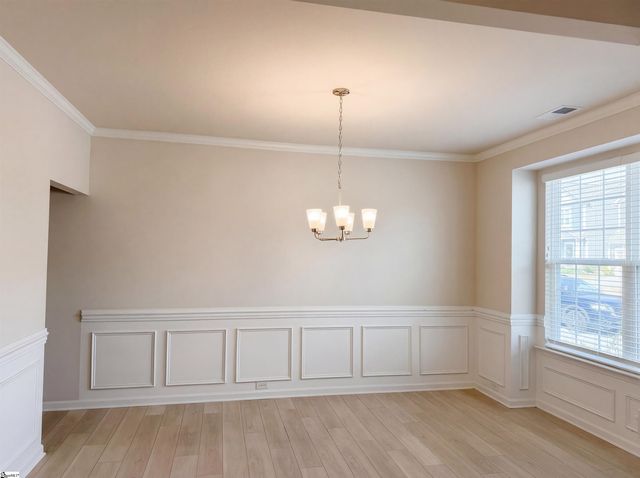 142 Magnolia Street, Woodruff, SC 29388