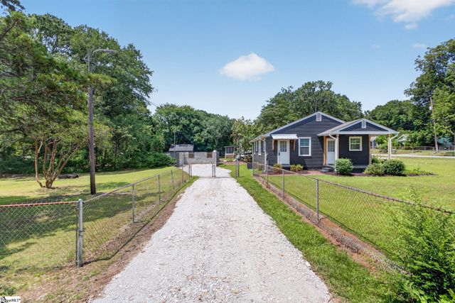 240 Clemson Road, Greenville, SC 29611