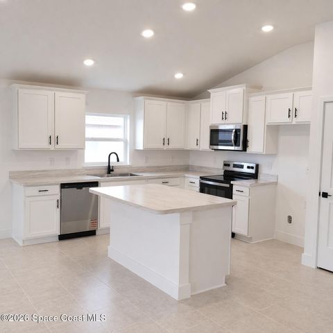 1515 Kylar Drive NW, Palm Bay, FL 32907