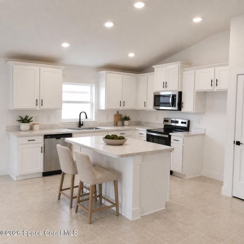 1515 Kylar Drive NW, Palm Bay, FL 32907