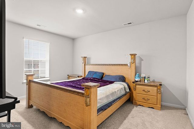 310 MAPLE RUN DR, York, PA 17404