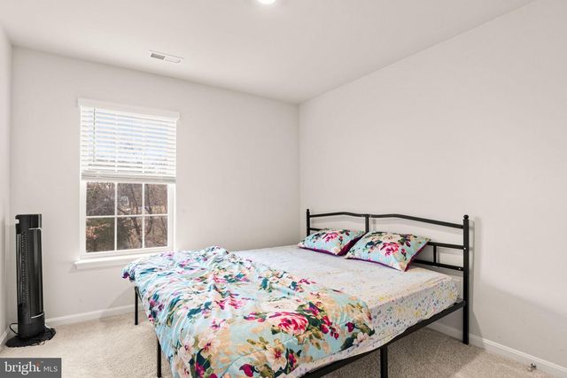 310 MAPLE RUN DR, York, PA 17404