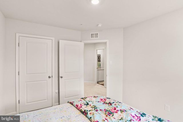 310 MAPLE RUN DR, York, PA 17404