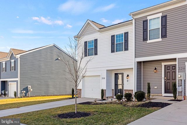 310 MAPLE RUN DR, York, PA 17404