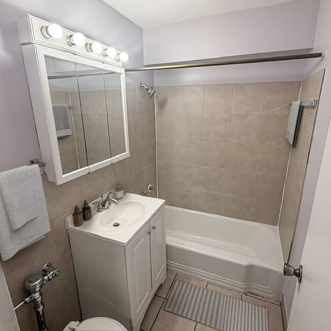 7337 S South Shore Drive 612, Chicago, IL 60649