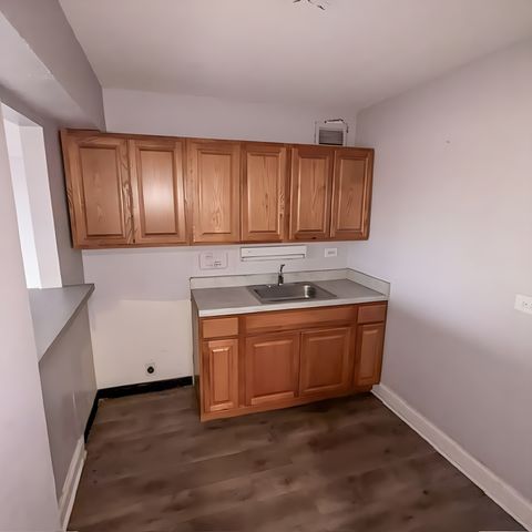7337 S South Shore Drive 612, Chicago, IL 60649