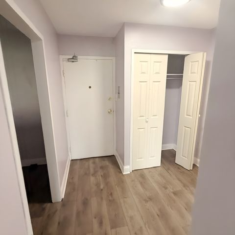 7337 S South Shore Drive 612, Chicago, IL 60649