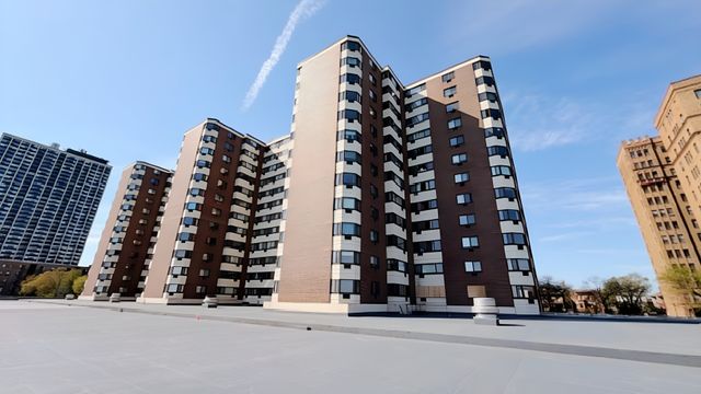 7337 S South Shore Drive 612, Chicago, IL 60649