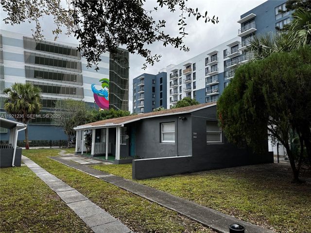 2034 Taylor St, Hollywood, FL 33020