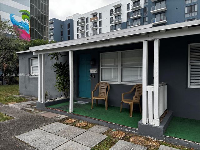 2034 Taylor St, Hollywood, FL 33020