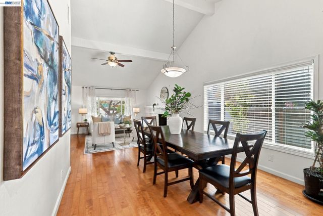 643 Sutton Ct, Walnut Creek, CA 94598