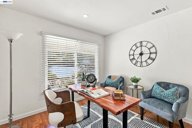 643 Sutton Ct, Walnut Creek, CA 94598