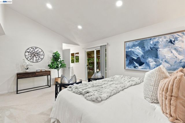 643 Sutton Ct, Walnut Creek, CA 94598