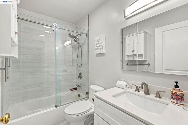 643 Sutton Ct, Walnut Creek, CA 94598